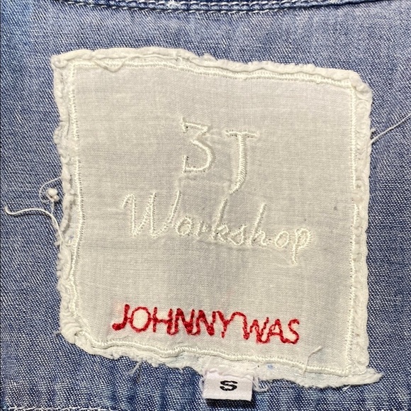 Johnny Was 3J Workshop Blue Long Sleeve Boxy Button Down with Stars - Picture 2 of 6